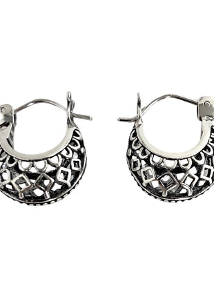 Sterling Silver huggie hoop earrings.